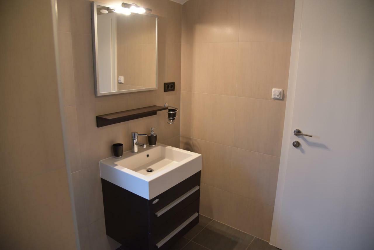 Villa Pina Appartment Chantos Tisno Eksteriør bilde